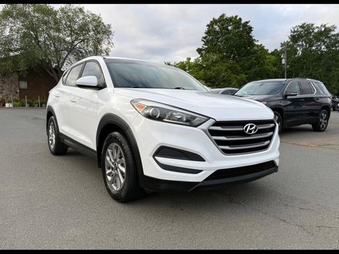 Used 2018 Hyundai Tucson SE FWD image 1