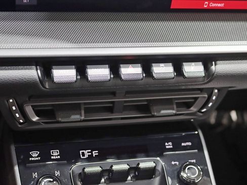 Used 2021 Porsche 911 Carrera image 25