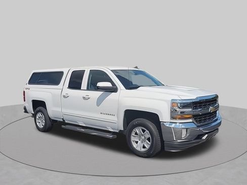 Used 2017 Chevrolet Silverado 1500 LT w/ All Star Edition AWD/4WD image 2