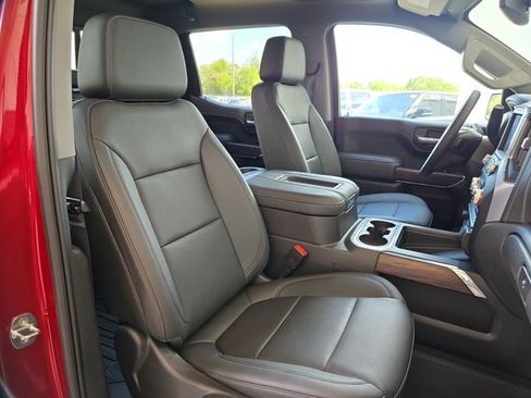 Used 2022 GMC Sierra 1500 SLT AWD/4WD image 19