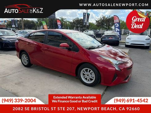 Used 2016 Toyota Prius Three FWD image 13
