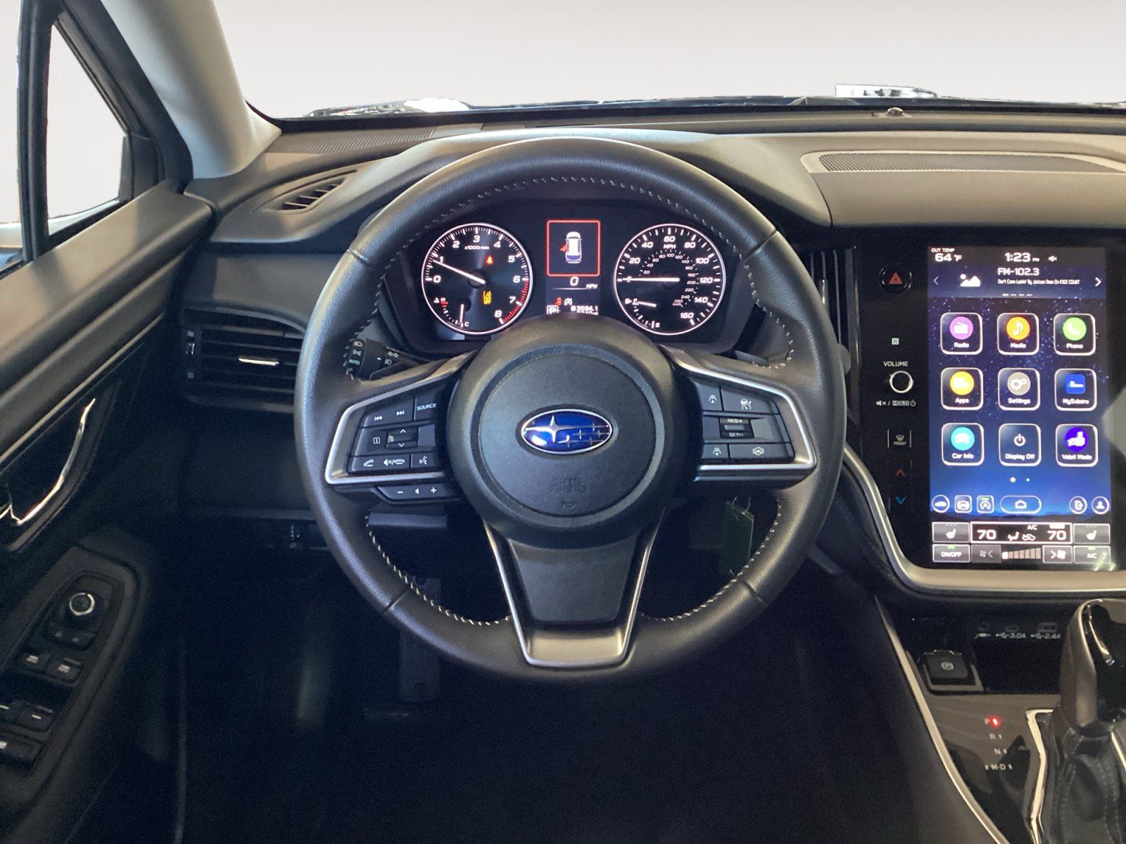 Used 2025 Subaru Outback Premium w/ Popular Package #1 AWD/4WD image 12