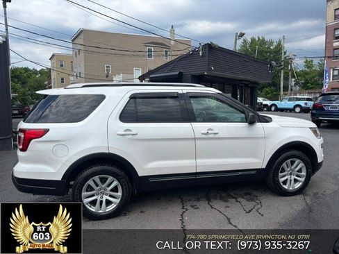 Used 2019 Ford Explorer XLT AWD/4WD image 8