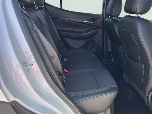 Used 2025 Buick Encore GX Preferred image 13