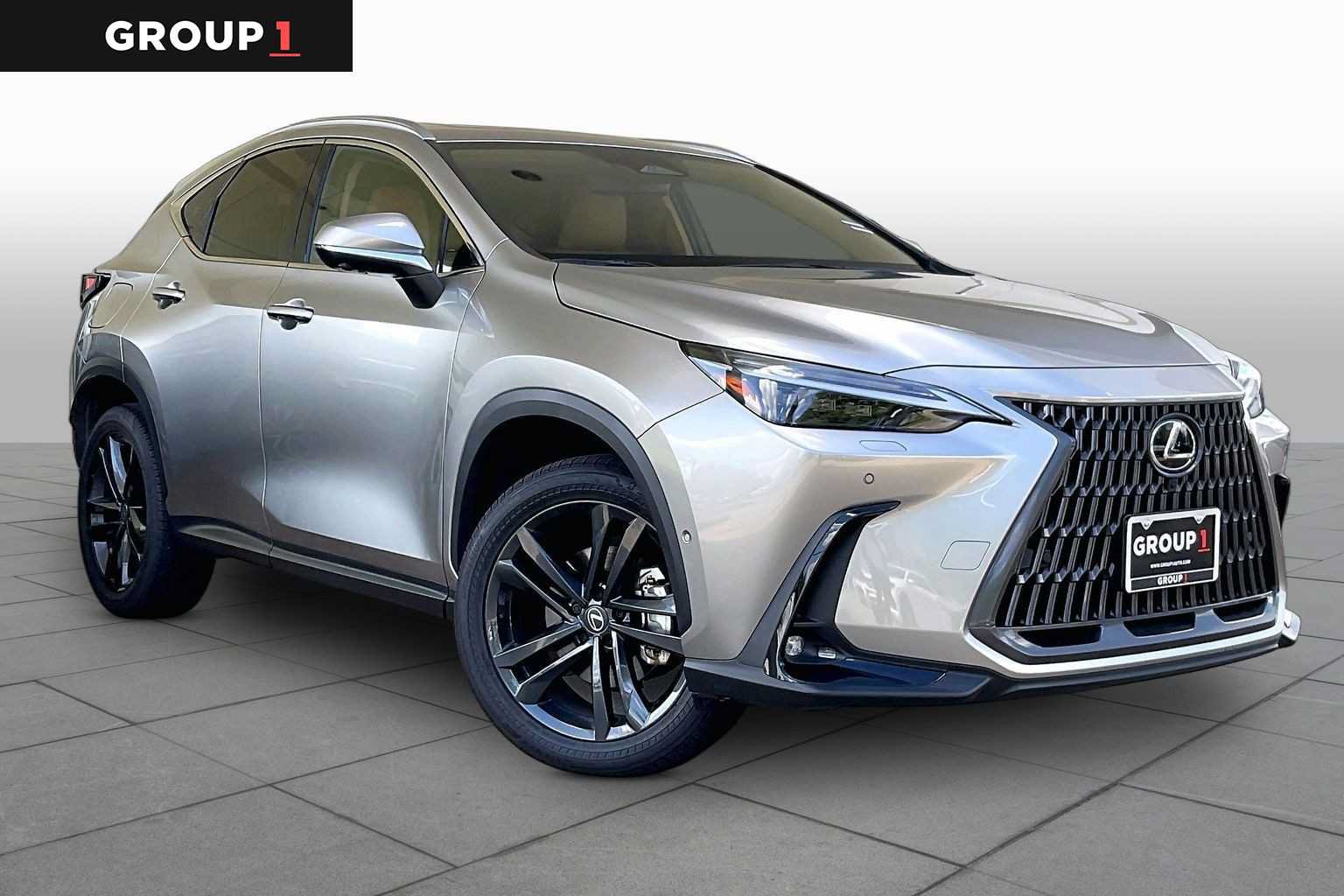 Used 2026 Lexus NX 450h+ AWD w/ Luxury Package image 3