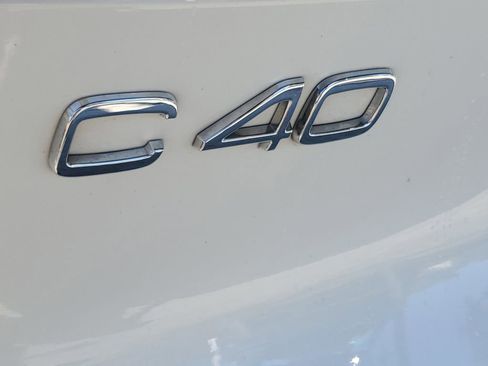 Certified 2023 Volvo C40 P8 Recharge Ultimate w/ Protection Package Premier AWD/4WD image 9
