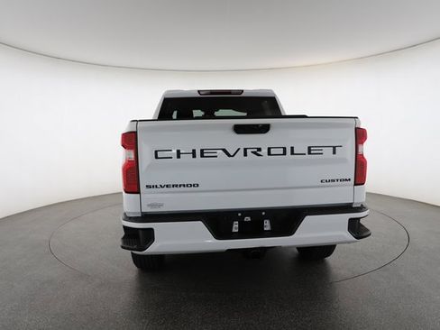 Used 2023 Chevrolet Silverado 1500 Custom image 13