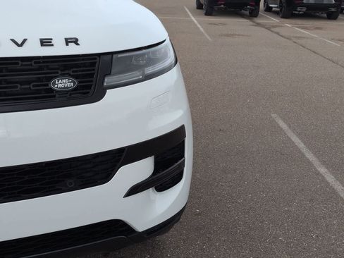New 2026 Land Rover Range Rover Sport SE AWD/4WD image 10