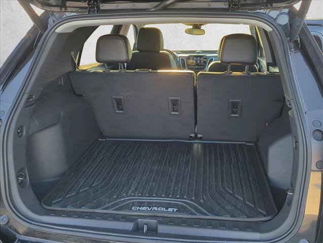 Used 2023 Chevrolet Equinox Premier FWD image 23