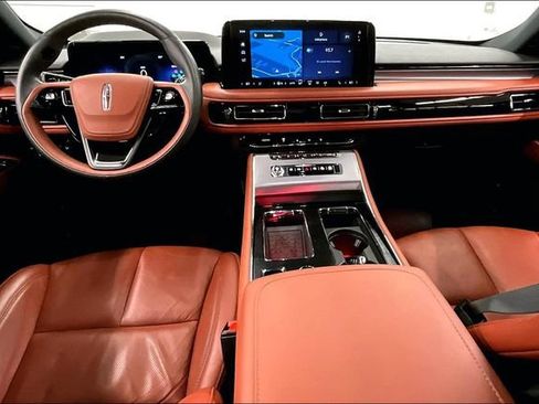 Used 2025 Lincoln Aviator Reserve w/ Illumination Package AWD/4WD image 19