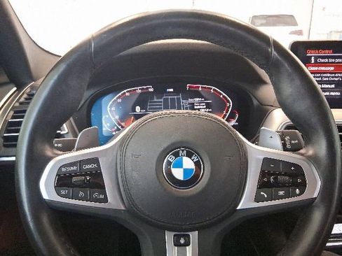 Used 2024 BMW X3 sDrive30i w/ Premium Package RWD image 9