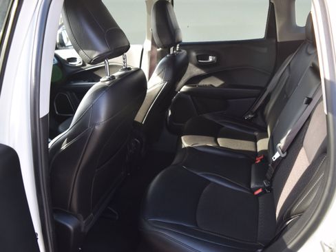 Used 2021 Jeep Compass Latitude image 8