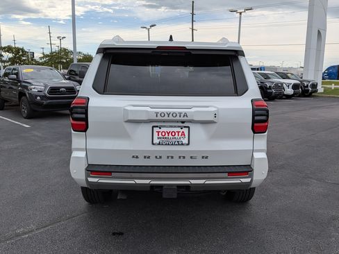 Certified 2025 Toyota 4Runner Limited AWD/4WD image 7