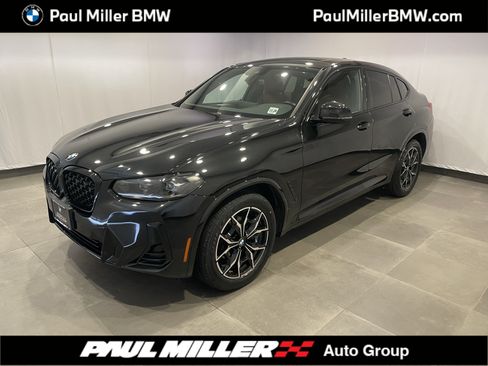 Used 2024 BMW X4 xDrive30i w/ M Sport Package AWD/4WD image 1