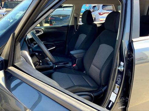 Used 2024 Kia Soul LX w/ Option Group 015 image 7