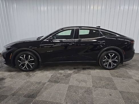 Used 2024 Toyota Crown XLE image 5