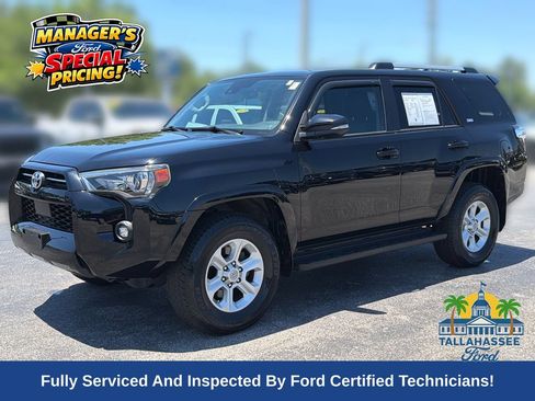 Used 2021 Toyota 4Runner SR5 Premium w/ Moonroof Package AWD/4WD image 1