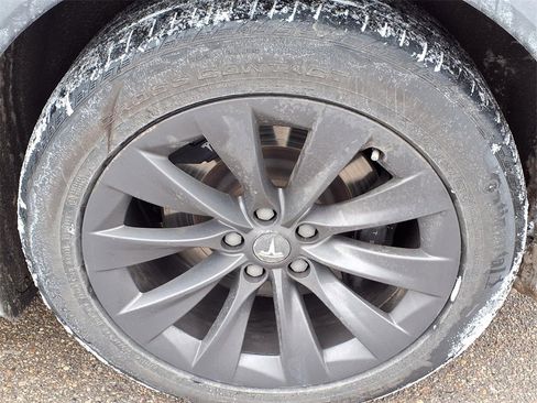 Used 2016 Tesla Model X 90D image 7