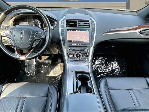 Used 2018 Lincoln MKZ Reserve FWD image 9