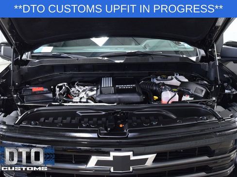 Used 2025 Chevrolet Silverado 1500 High Country w/ Midnight Edition AWD/4WD image 27