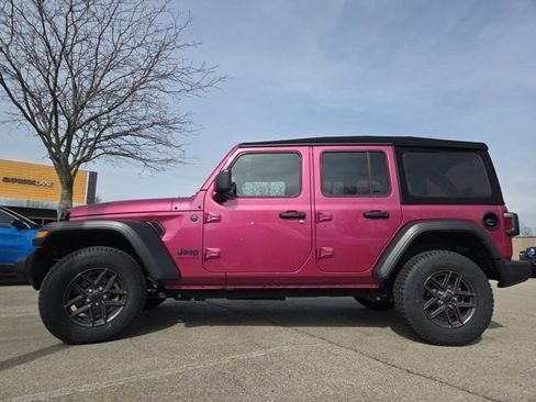 Used 2024 Jeep Wrangler Sport S image 21