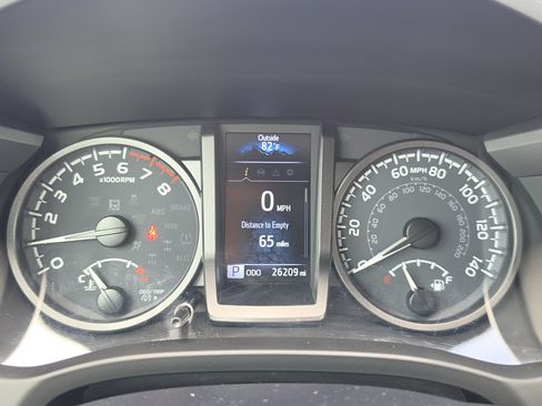 Certified 2023 Toyota Tacoma TRD Off-Road w/ Technology Package RWD image 18