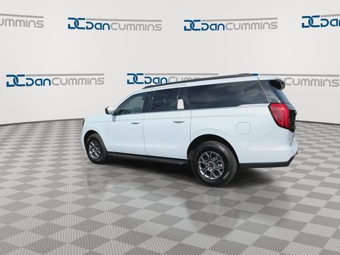 Used 2025 Ford Expedition Max Active AWD/4WD image 6