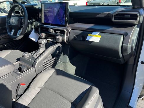 New 2026 Toyota 4Runner TRD Off-Road Premium image 19