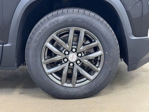 Used 2018 GMC Acadia SLT FWD image 4