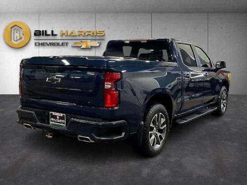 Used 2023 Chevrolet Silverado 1500 RST image 2