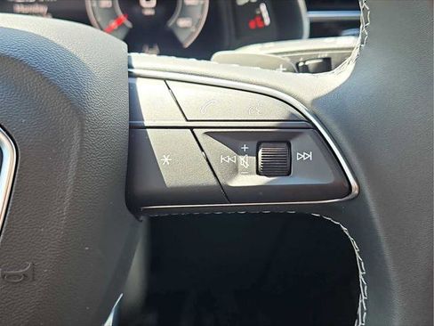 Certified 2025 Audi Q7 3.0T Premium Plus AWD/4WD image 21