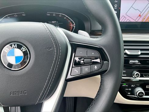 Used 2021 BMW 540i w/ Premium Package RWD image 21
