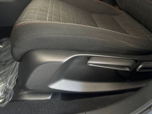 Certified 2024 Honda HR-V Sport image 14