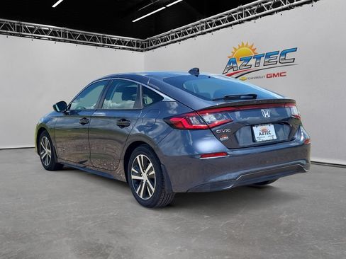Used 2023 Honda Civic LX image 7