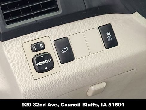 Used 2011 Toyota Venza AWD image 21