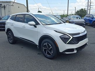 New 2025 Kia Sportage LX video 2