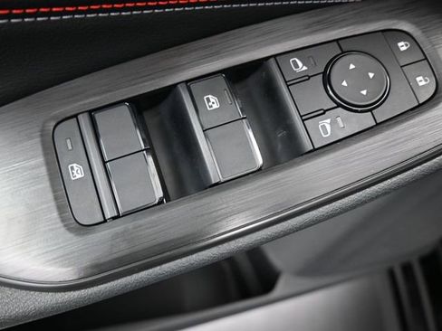 New 2026 Nissan Sentra SR w/ Floor Mat Package image 13