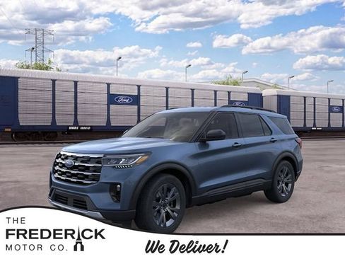 New 2026 Ford Explorer Active AWD/4WD image 1