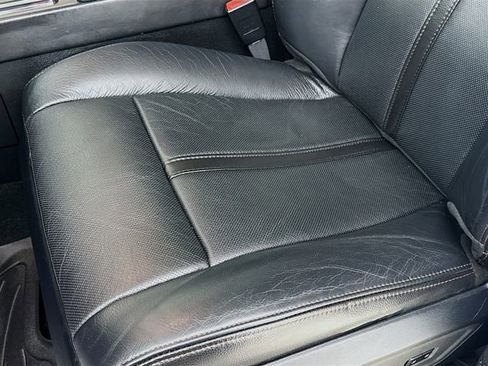 Used 2016 Lincoln Navigator L Reserve image 19