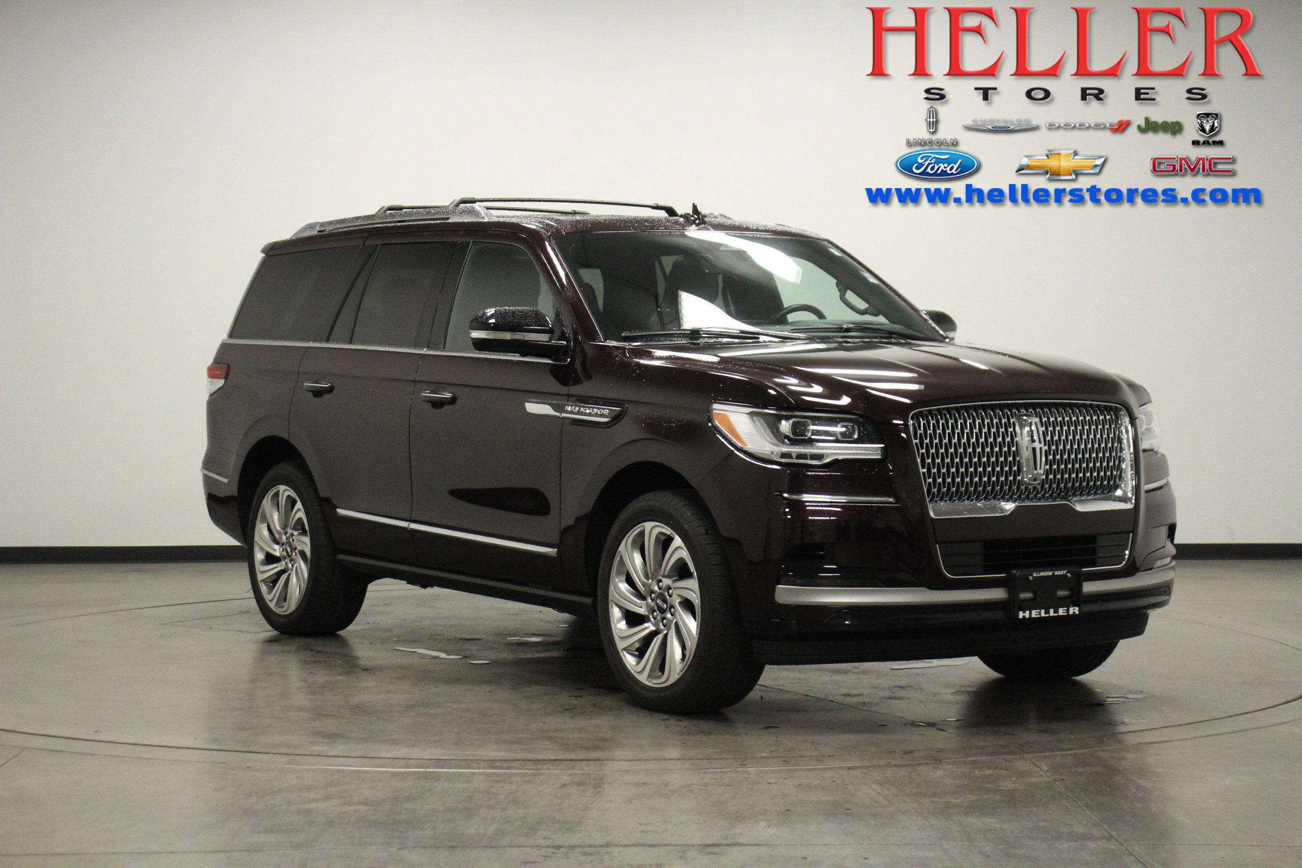 Used 2024 Lincoln Navigator Reserve AWD/4WD image 1