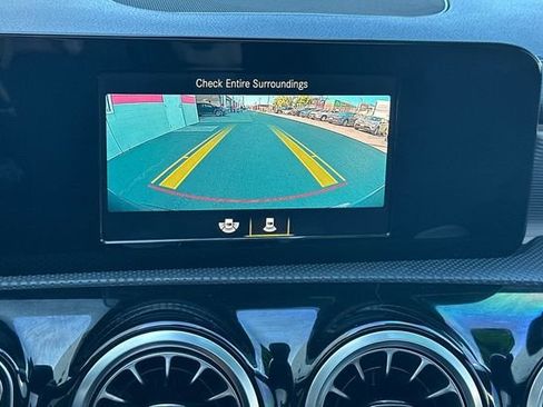 Used 2020 Mercedes-Benz CLA 250 image 21