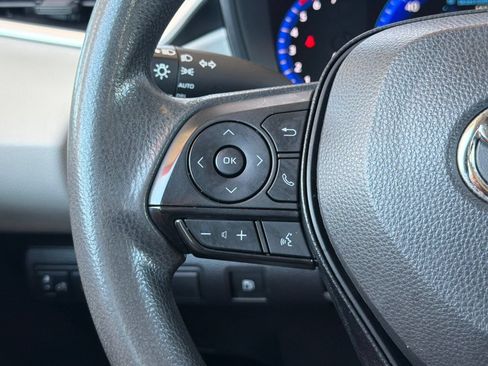Certified 2022 Toyota Corolla LE FWD image 28