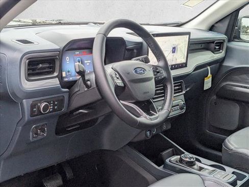 New 2026 Ford Maverick Lariat w/ Black Appearance Package image 3