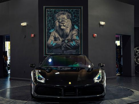 Used 2016 Ferrari 488 Spider image 20