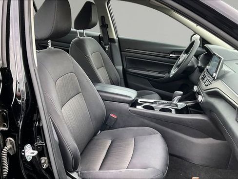 Used 2024 Nissan Altima 2.5 SV image 20