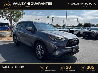 Used 2023 Toyota Highlander XLE