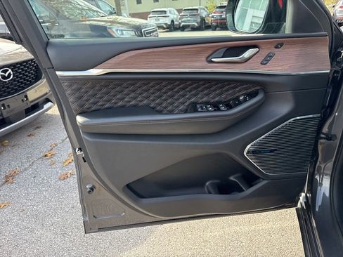 Used 2023 Jeep Grand Cherokee L Summit w/ Advanced Protech Group IV image 25