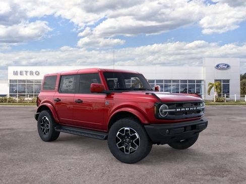 New 2026 Ford Bronco Outer Banks AWD/4WD image 17