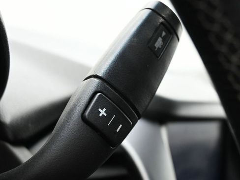 Used 2020 GMC Yukon SLE image 19