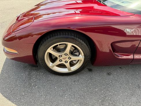 Used 2003 Chevrolet Corvette Convertible w/ Preferred Equipment Group1 image 34